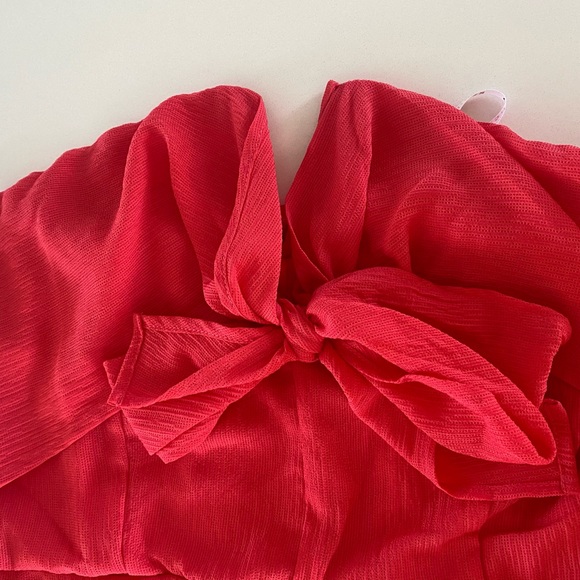 NWOT- Guess Romper - Picture 3 of 6